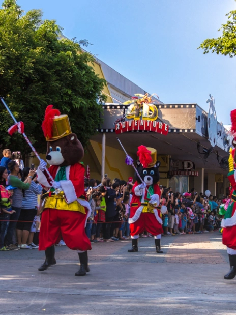Dream World Bangkok Shows and Parades