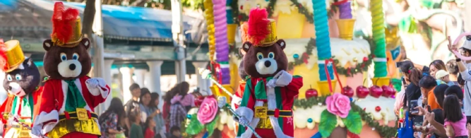 The Colors of the World Parade